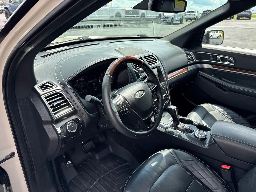 2018 Ford Explorer Platinum