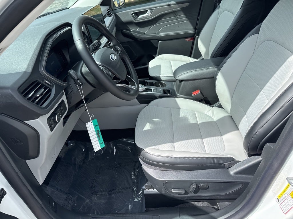 2025 Ford Escape Plug-In Hybrid Base