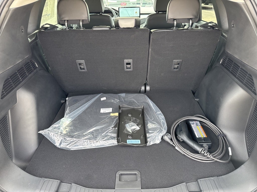 2025 Ford Escape Plug-In Hybrid Base