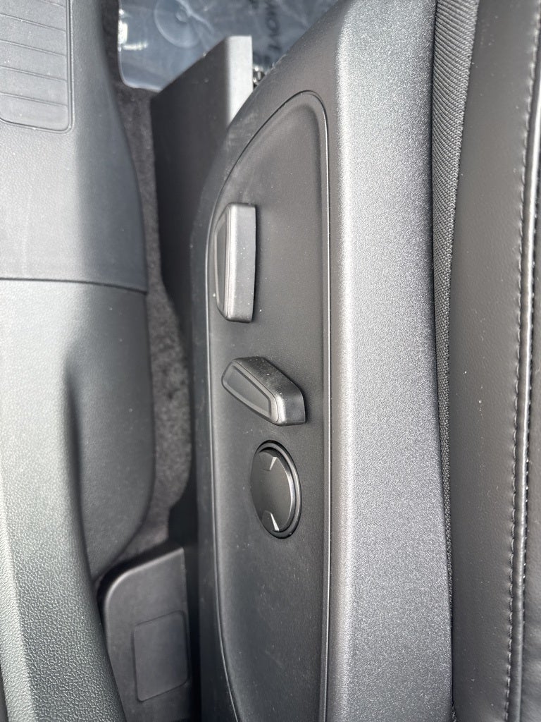 2025 Ford Escape Plug-In Hybrid Base