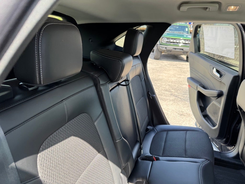 2025 Ford Escape Plug-In Hybrid Base