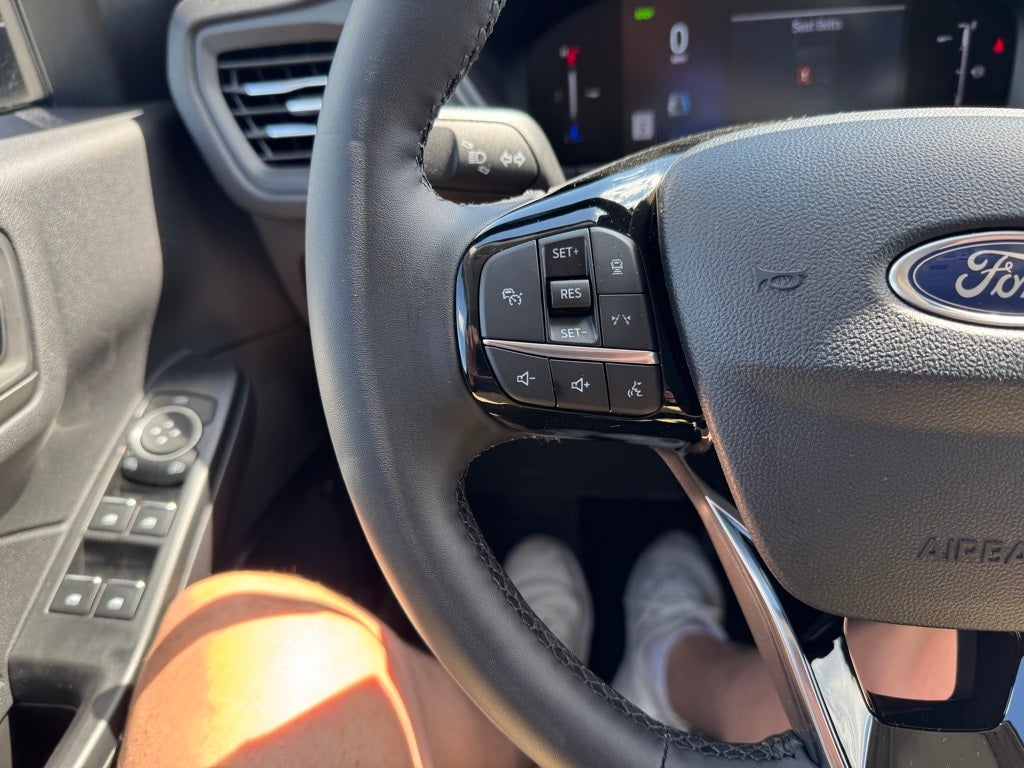 2025 Ford Escape Plug-In Hybrid Base