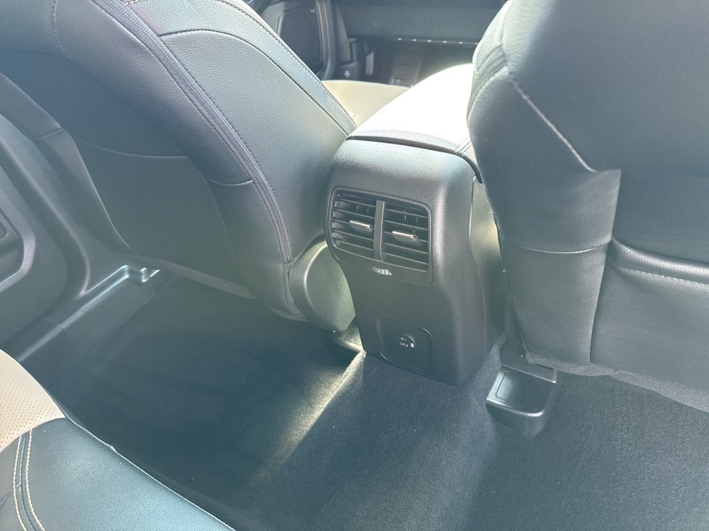 2022 Ford Escape Titanium Hybrid