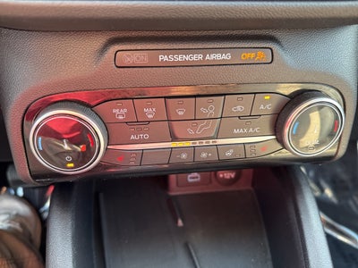 2022 Ford Escape Titanium Hybrid