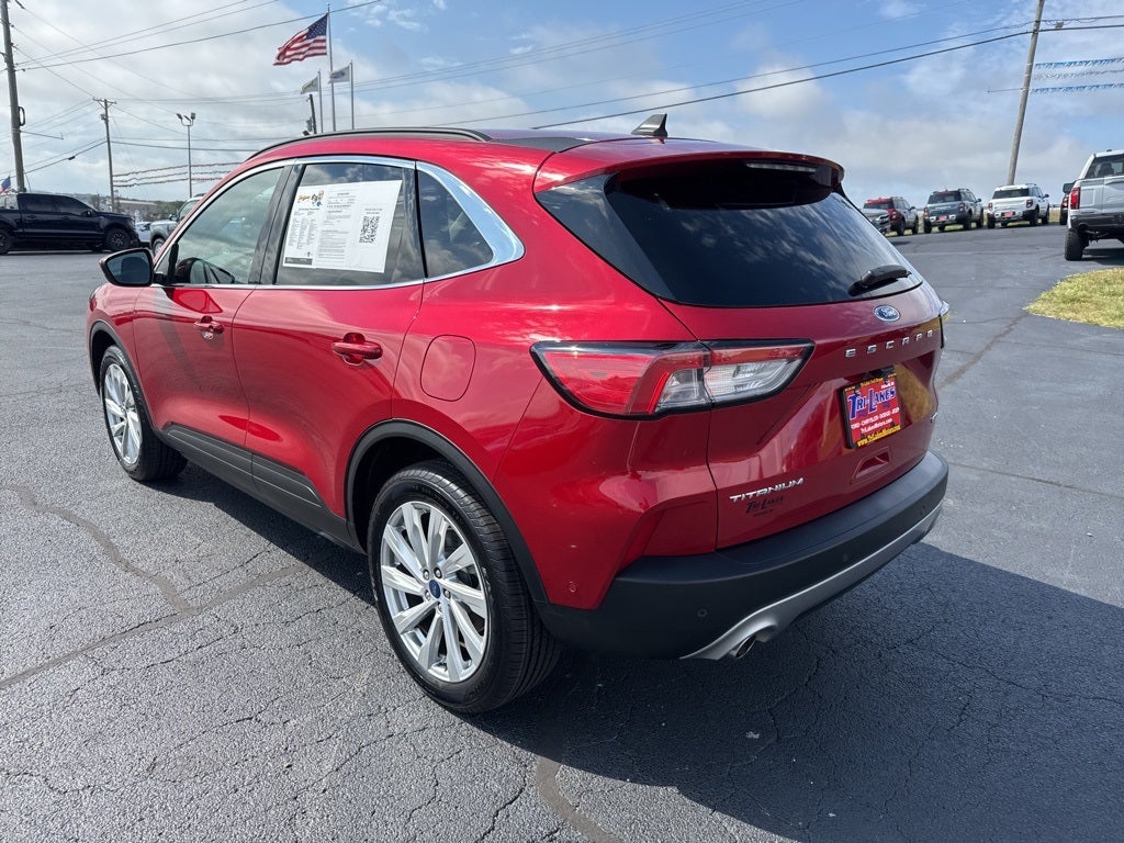 2022 Ford Escape Titanium Hybrid