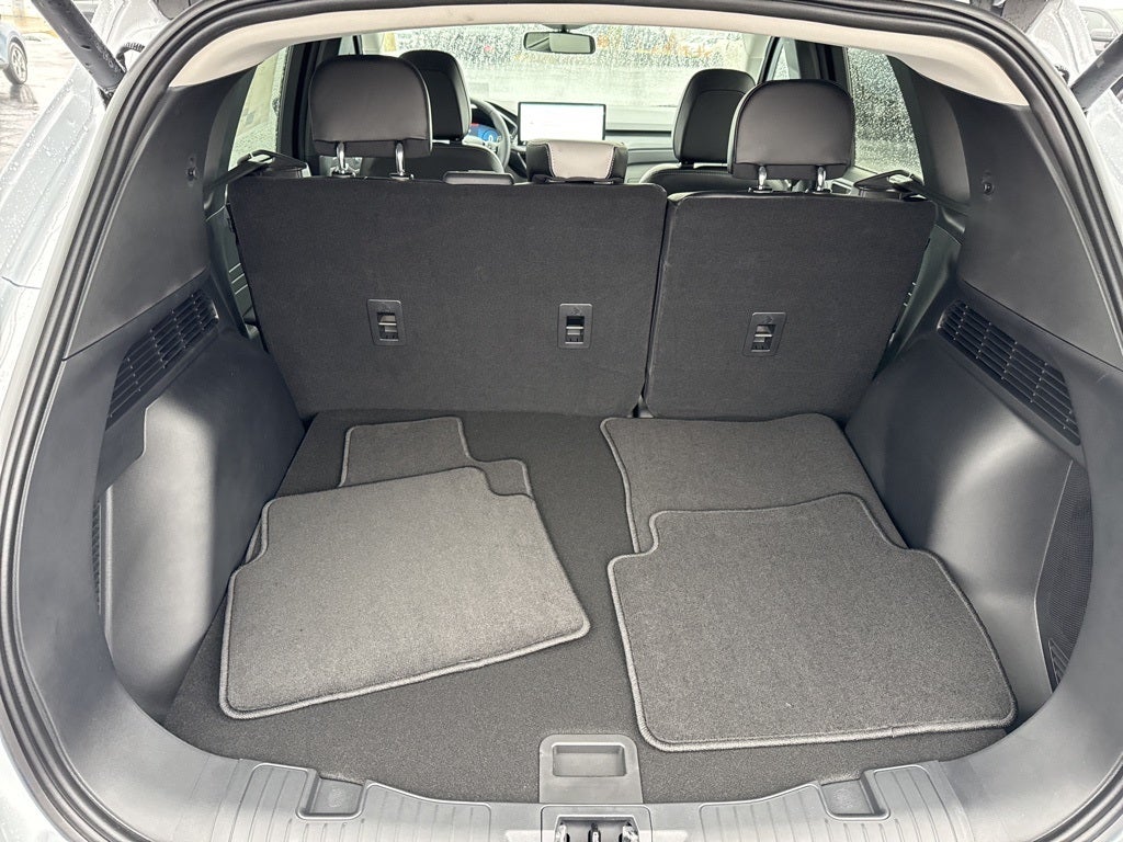 2026 Ford Escape Platinum