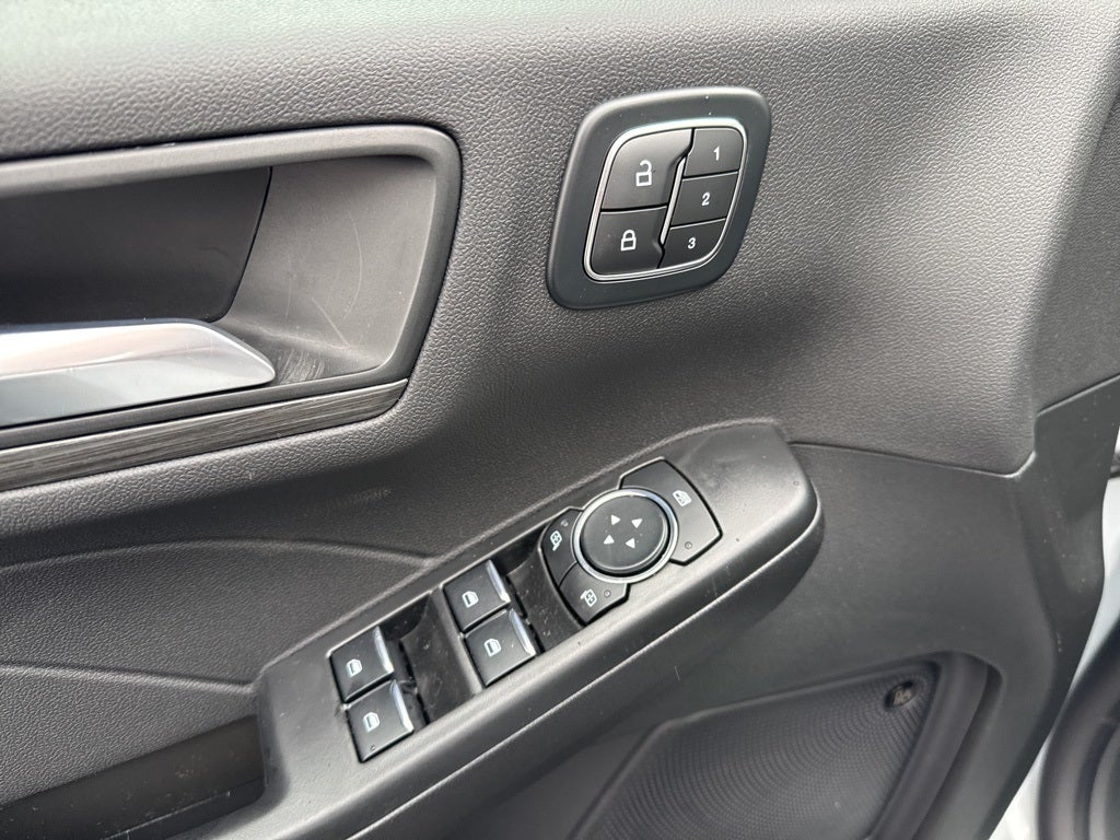 2026 Ford Escape Platinum