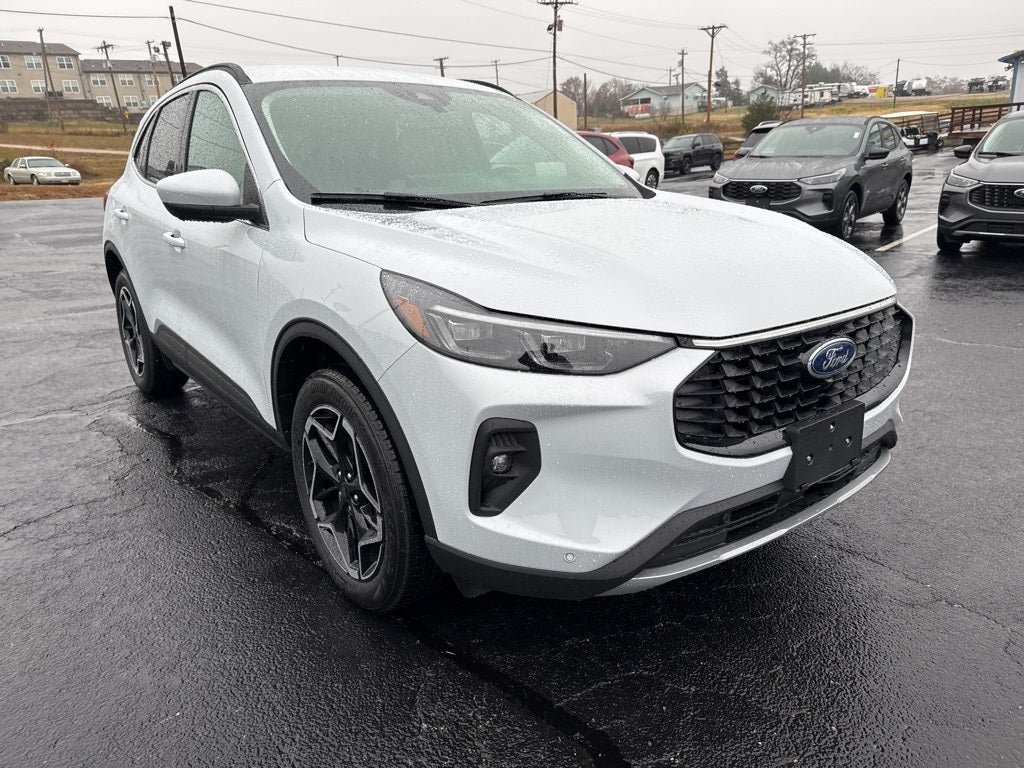 2026 Ford Escape Platinum