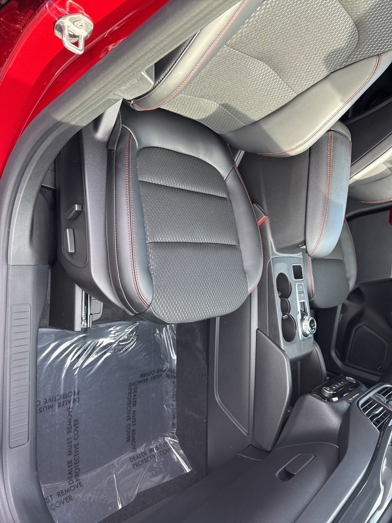 2026 Ford Escape ST-Line Select