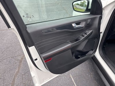 2025 Ford Escape ST-Line Elite