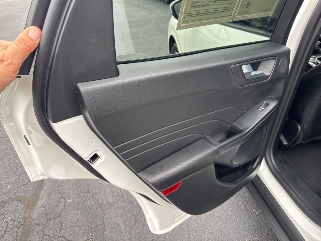 2025 Ford Escape ST-Line Elite