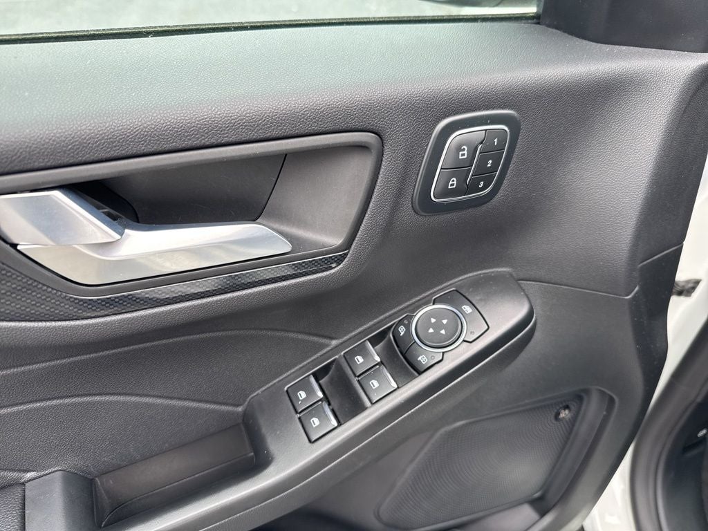 2025 Ford Escape ST-Line Elite