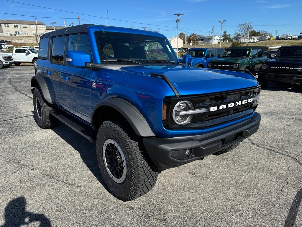 2024 Ford Bronco Outer Banks