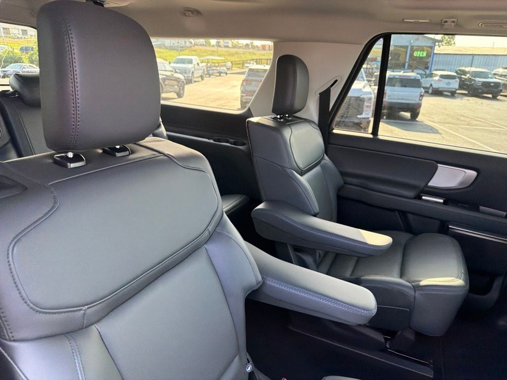 2027 Ford Expedition Max Active