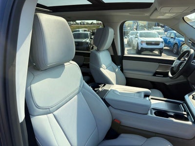 2027 Ford Expedition Platinum