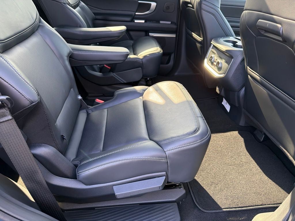2027 Ford Expedition Platinum New