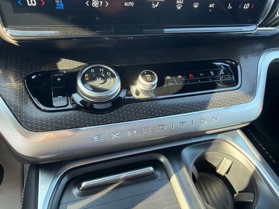 2027 Ford Expedition Platinum New