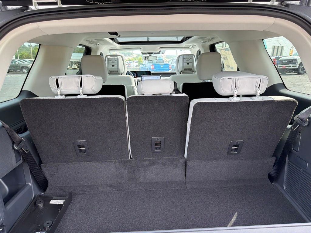 2027 Ford Expedition Platinum