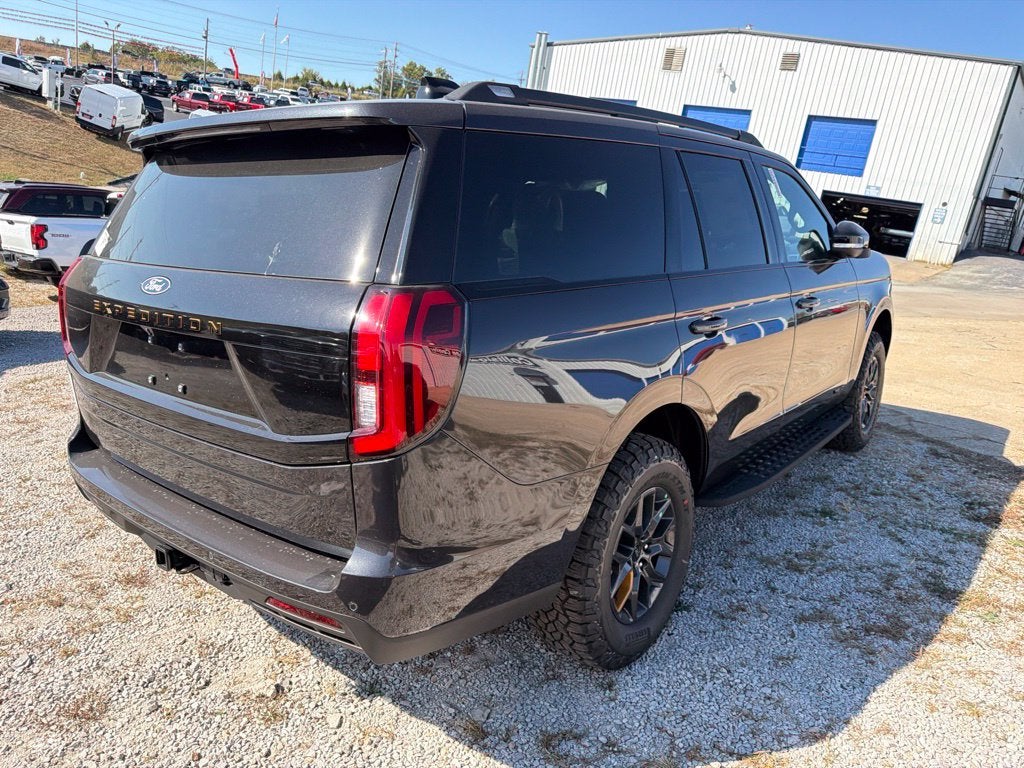 2027 Ford Expedition Tremor