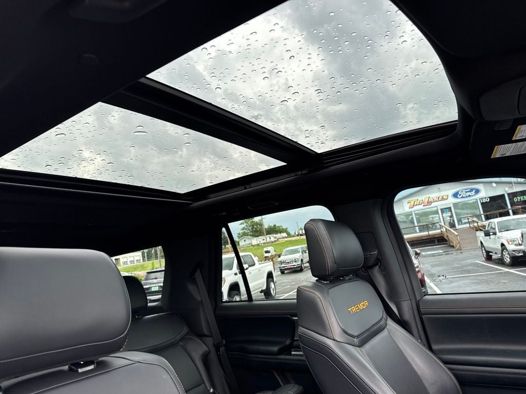 2025 Ford Expedition Tremor