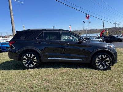 2025 Ford Explorer Platinum