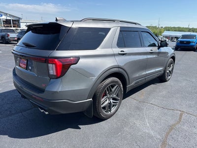 2025 Ford Explorer ST