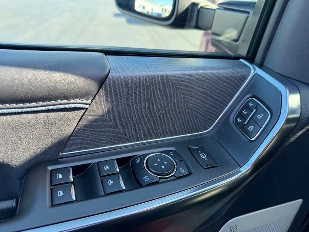 2025 Ford F-250SD Platinum