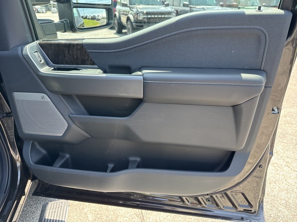 2025 Ford F-250SD Lariat