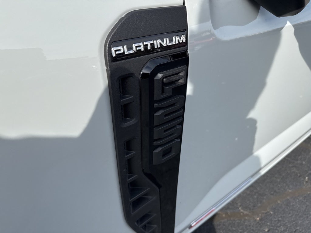 2025 Ford F-250 Platinum