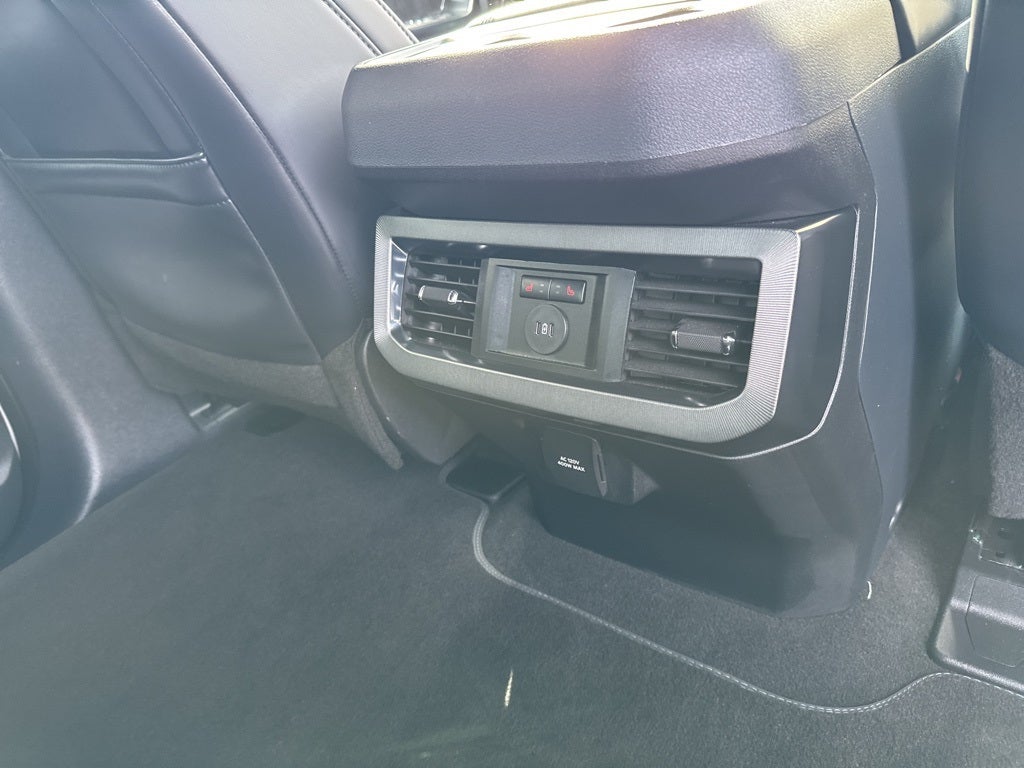 2025 Ford F-250 Platinum