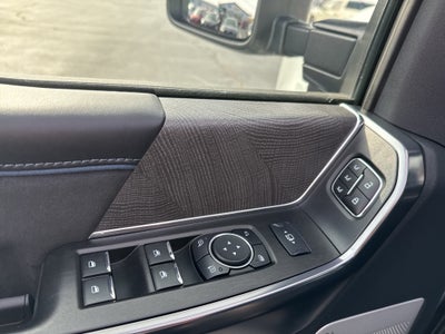 2025 Ford F-250 Platinum