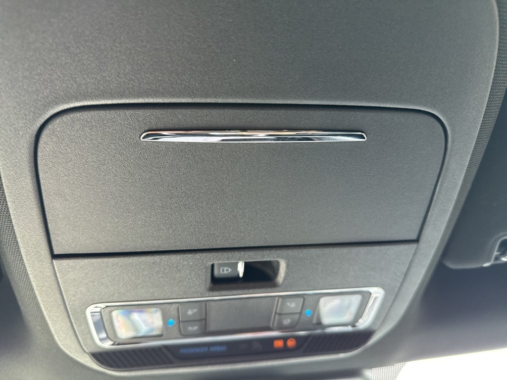 2025 Ford F-250 Platinum