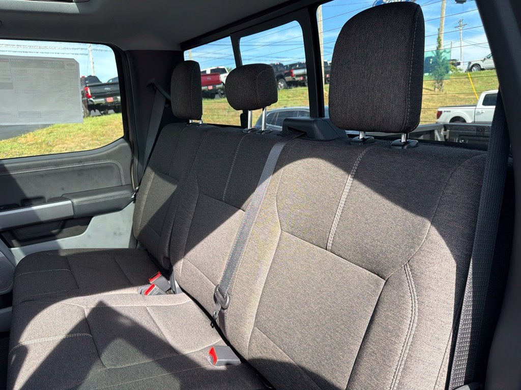 2027 Ford F-250SD XLT