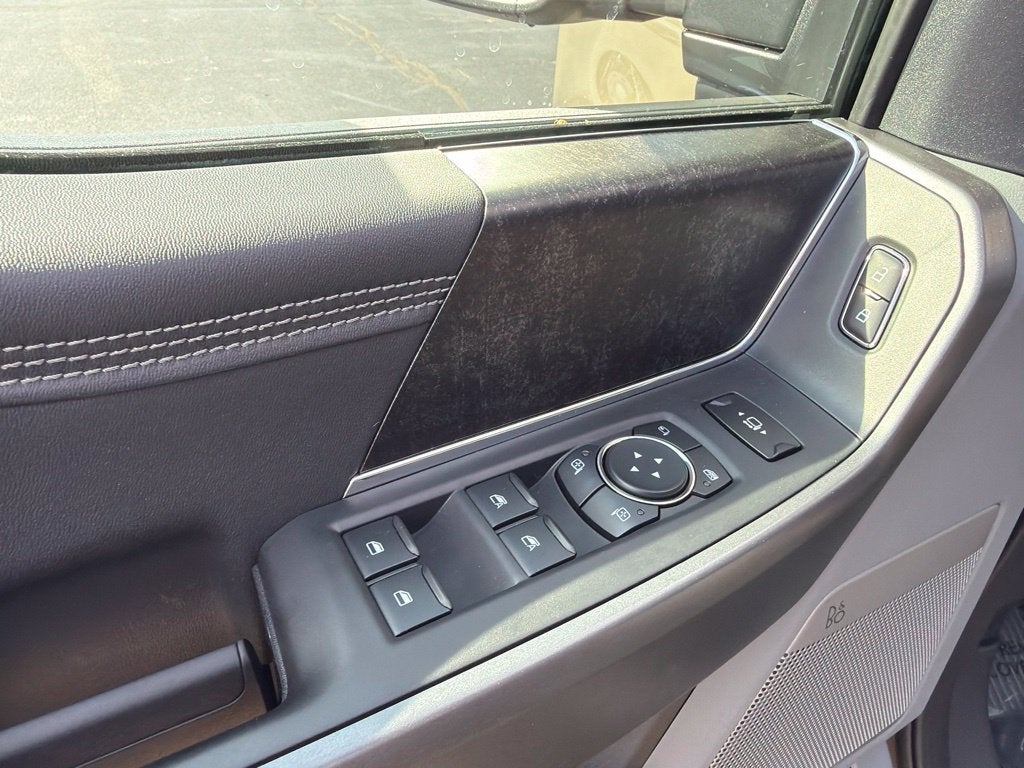 2027 Ford F-250SD XLT