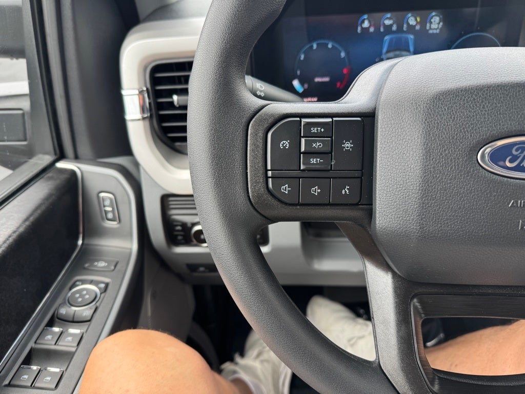 2025 Ford F-350SD XLT