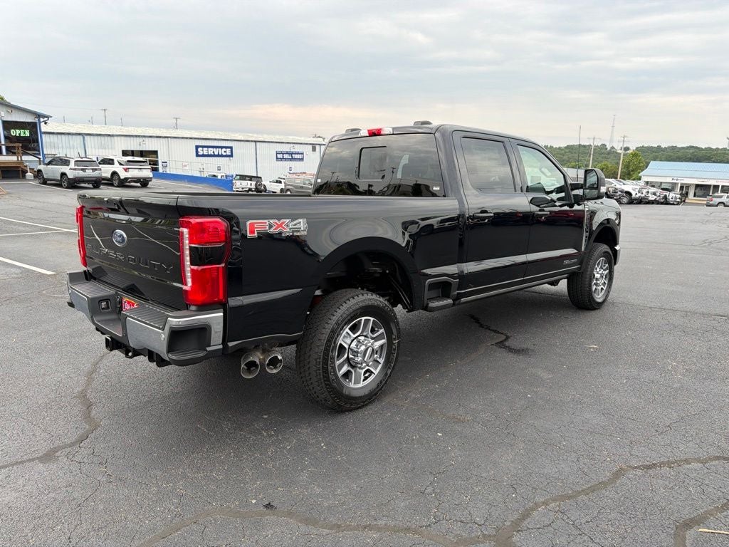 2026 Ford F-350SD Lariat