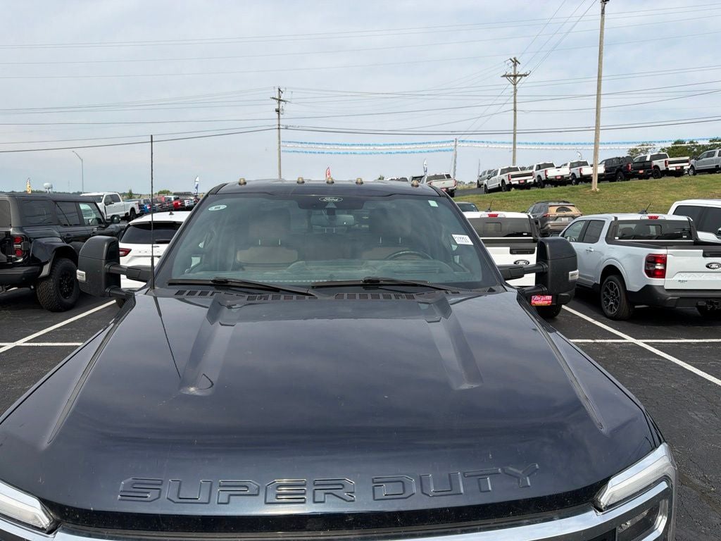 2024 Ford F-450SD Lariat DRW