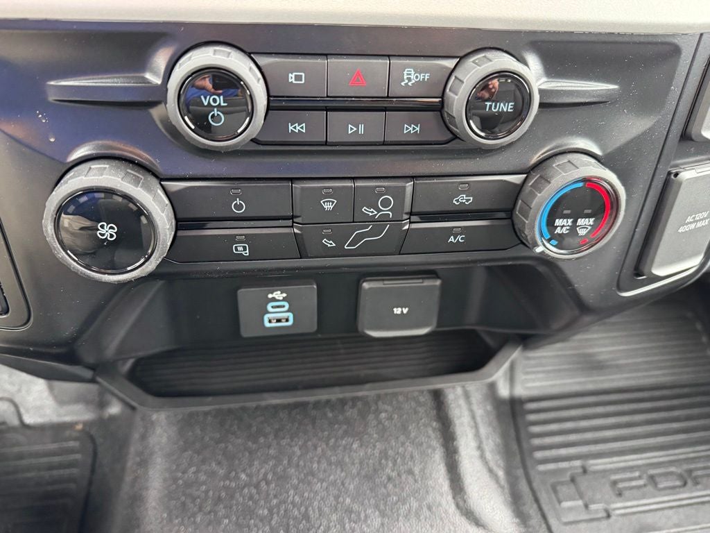 2026 Ford F-350SD XLT DRW