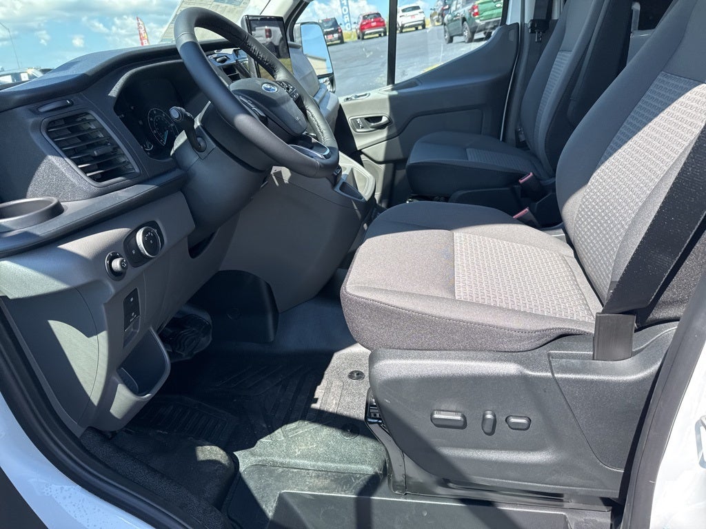2025 Ford Transit-150 Base