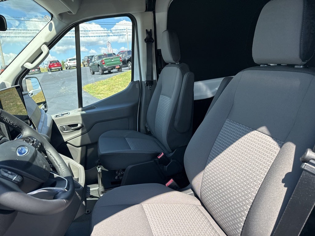2025 Ford Transit-150 Base
