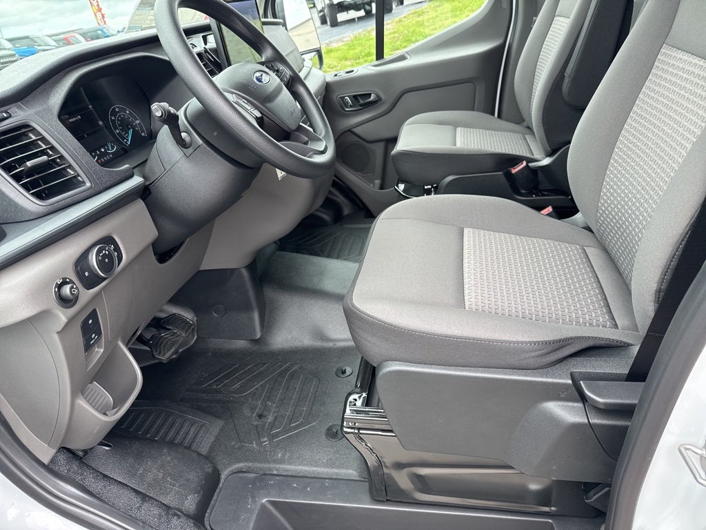 2025 Ford Transit-150 Base