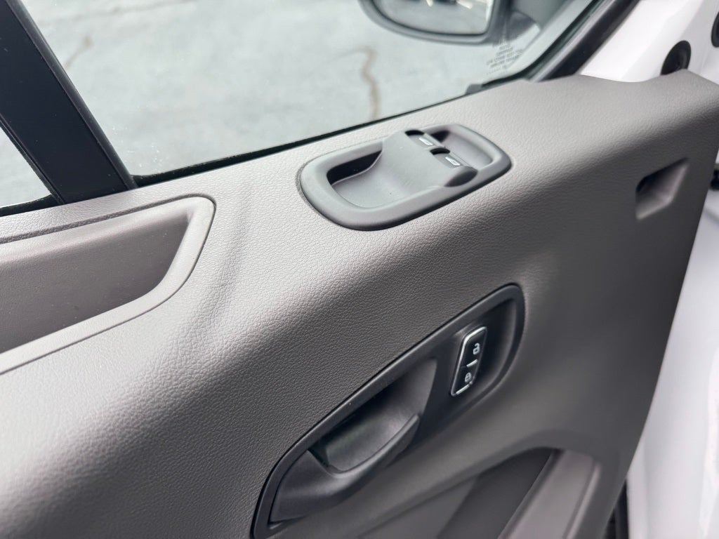 2025 Ford Transit-150 Base
