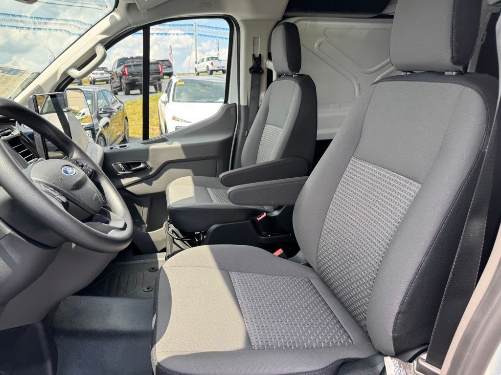 2025 Ford Transit-150 Base