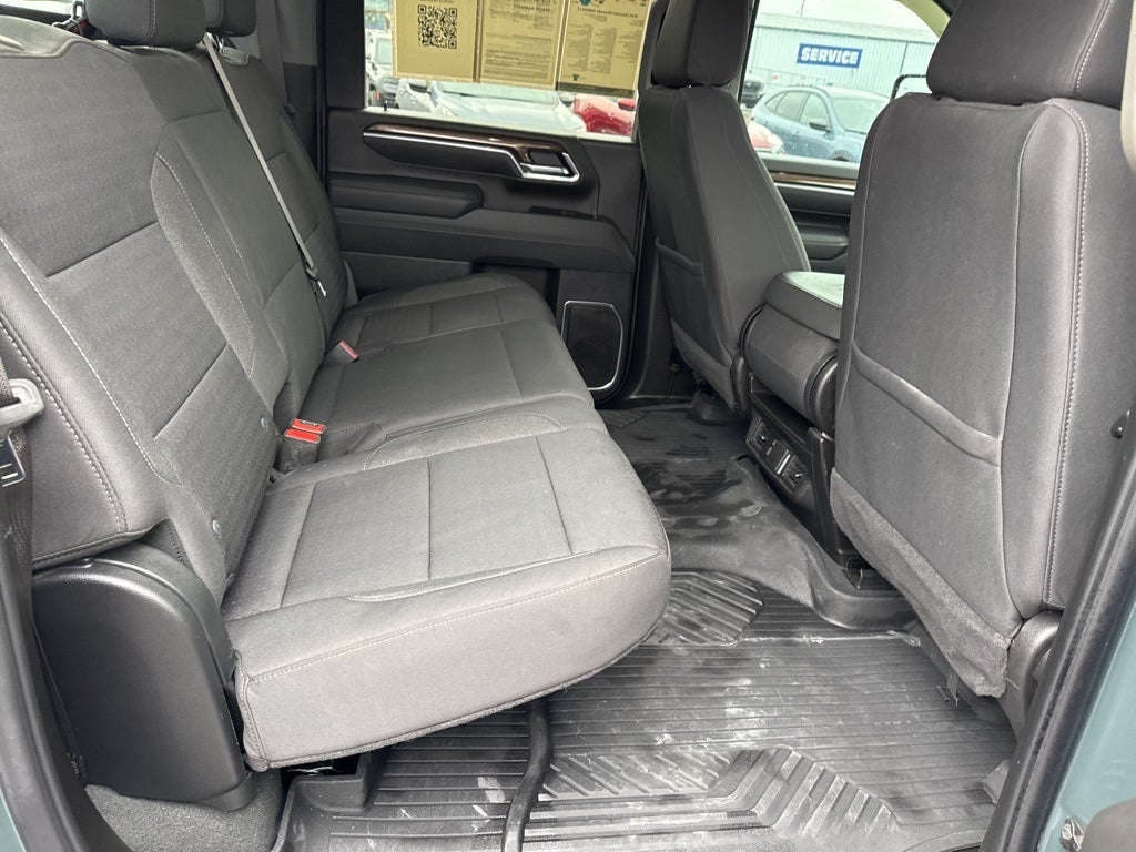 2025 Chevrolet Silverado 2500HD 4WD Crew Cab Standard Bed LT