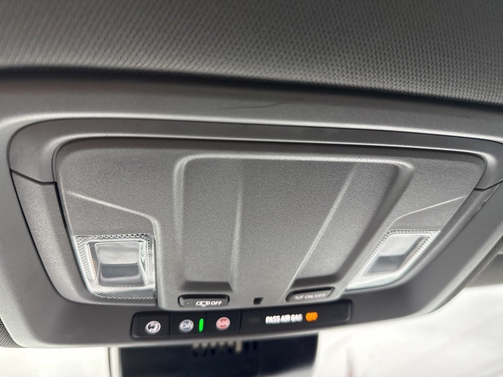 2025 Chevrolet Silverado 2500HD 4WD Crew Cab Standard Bed LT