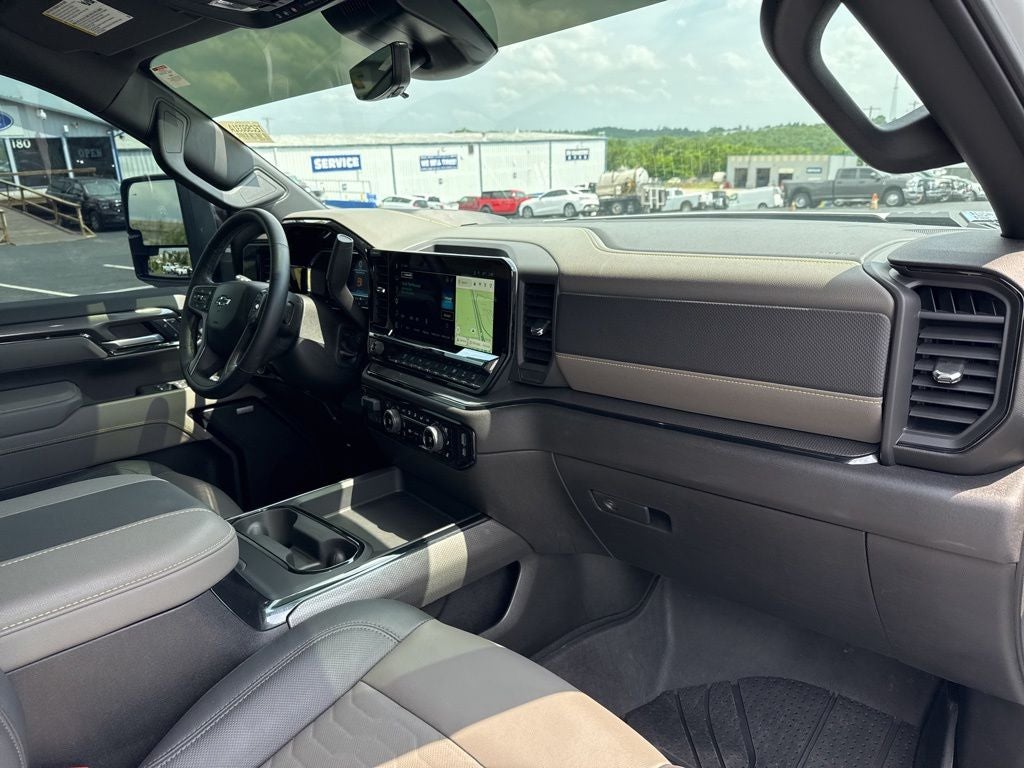 2025 Chevrolet Silverado 2500HD 4WD Crew Cab Standard Bed ZR2