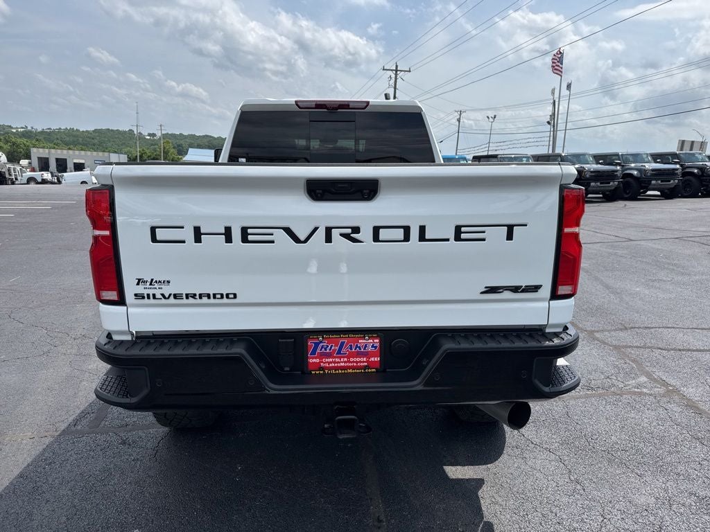 2025 Chevrolet Silverado 2500HD 4WD Crew Cab Standard Bed ZR2