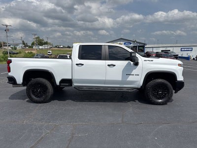 2025 Chevrolet Silverado 2500HD 4WD Crew Cab Standard Bed ZR2
