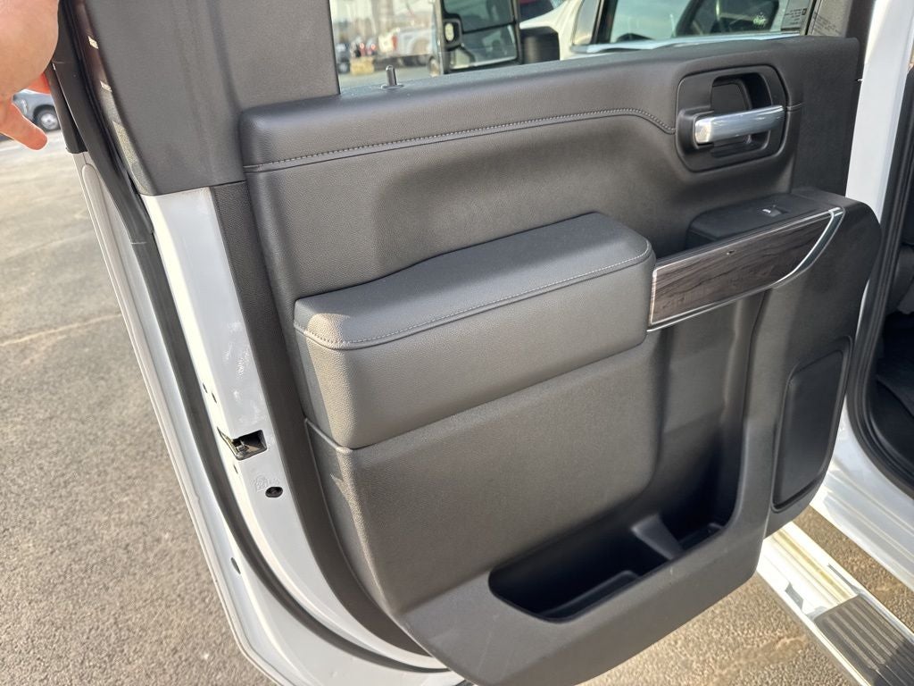 2021 Chevrolet Silverado 3500HD 4WD Crew Cab Standard Bed LTZ