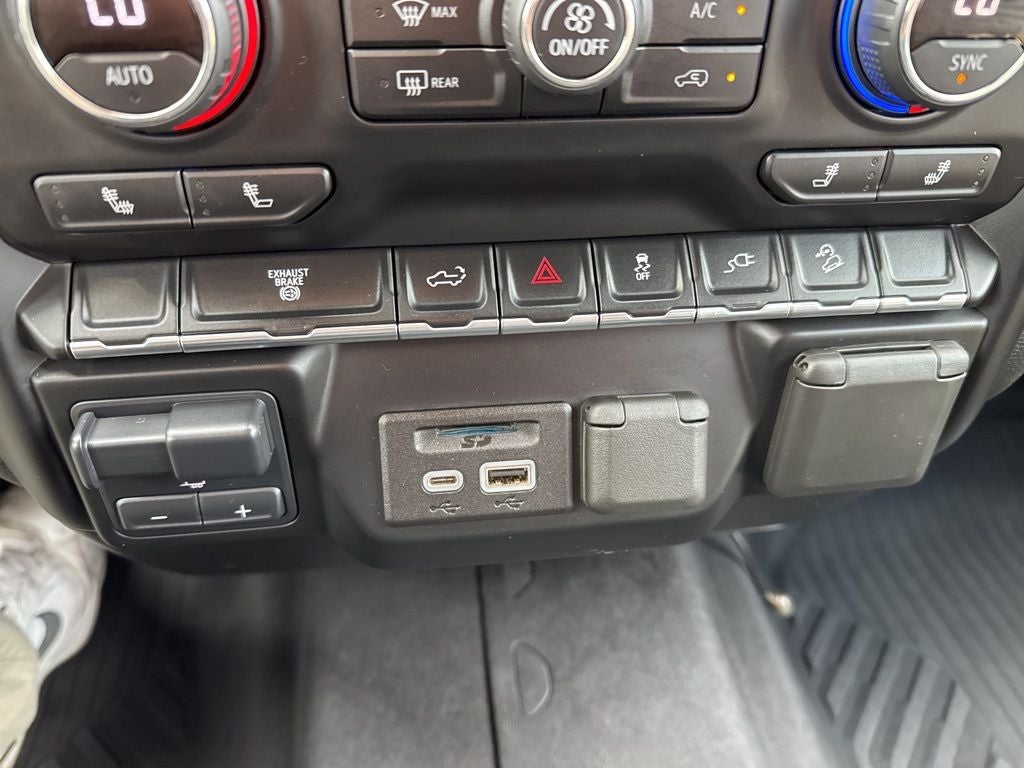 2021 Chevrolet Silverado 3500HD 4WD Crew Cab Standard Bed LTZ